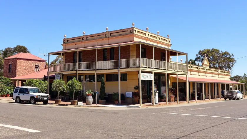 Broomehill Village